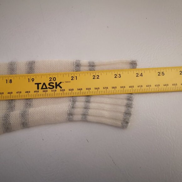 Banana Republic Ladies Cream & Grey Stripe Sweater - Picture 7 of 11